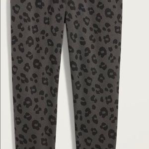 Mid Rise Vintage Joggers Lepard